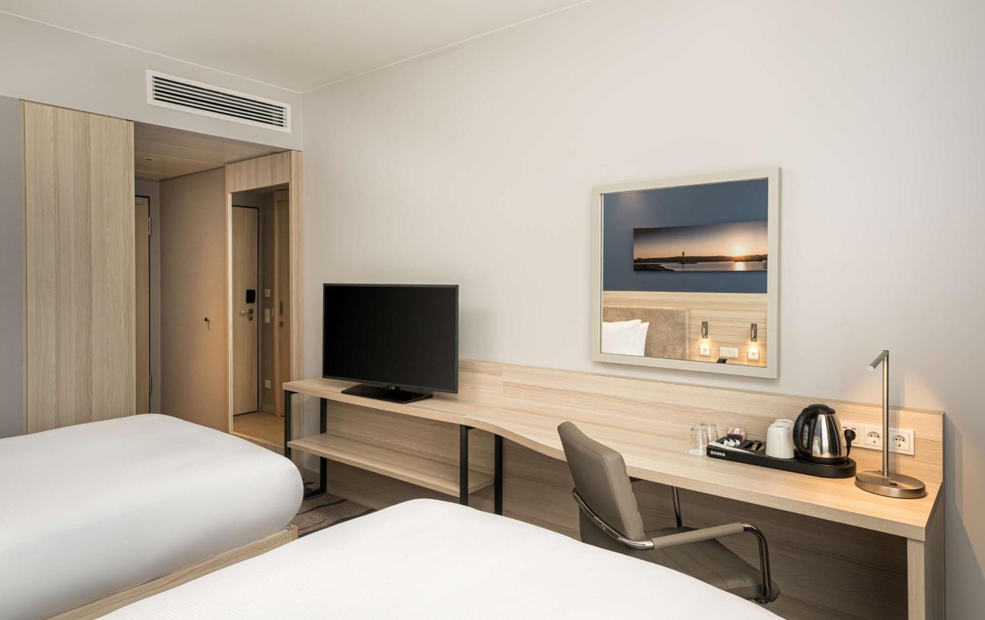 Отель Hampton By Hilton Киль Экстерьер фото