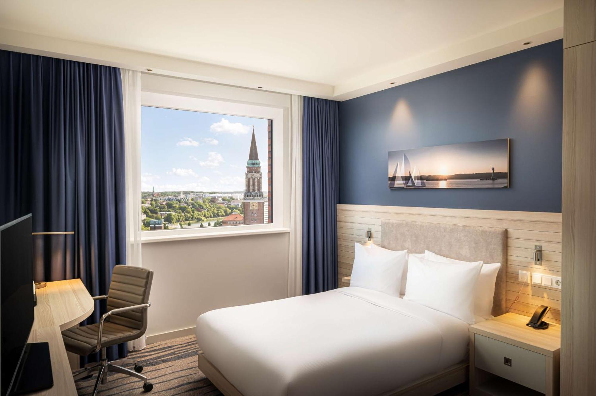 Отель Hampton By Hilton Киль Экстерьер фото