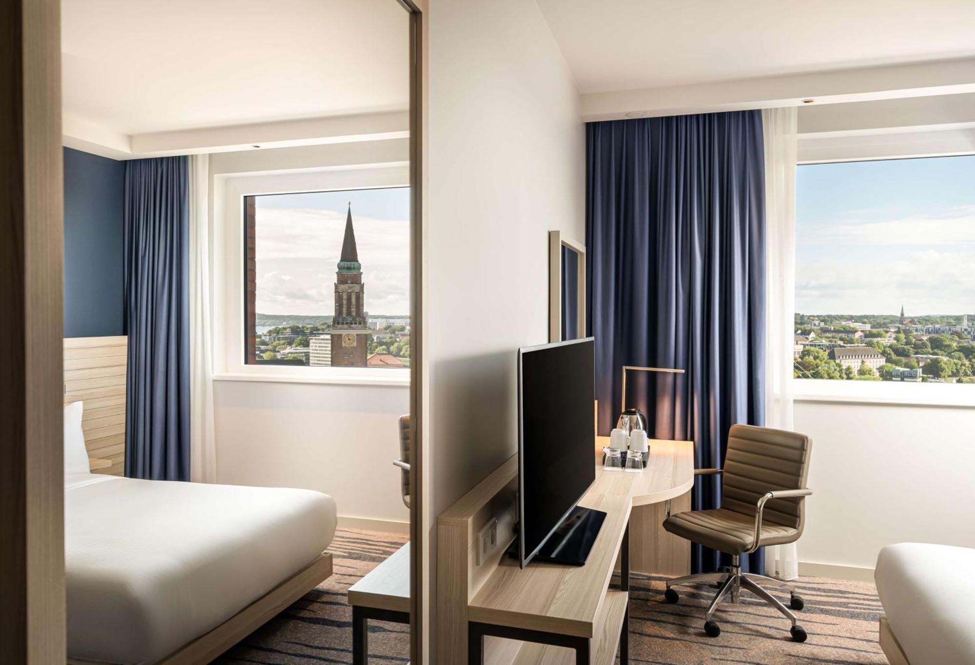 Отель Hampton By Hilton Киль Экстерьер фото